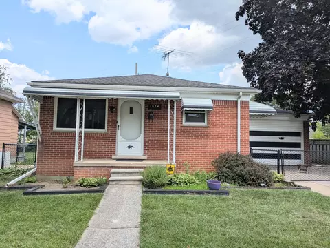 1074 Lincoln Ave, Lincoln Park, MI 48146