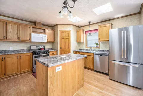 28628 Simpson Rd, Mendon, MI 49072 photo 8