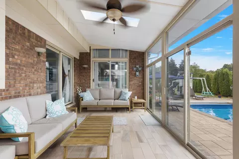 Exterior - 20652 Breezeway Dr, Macomb, MI 48044 photo 19 of 19