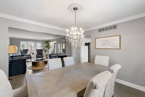 Dining - 20652 Breezeway Dr, Macomb, MI 48044 photo 2 of 5
