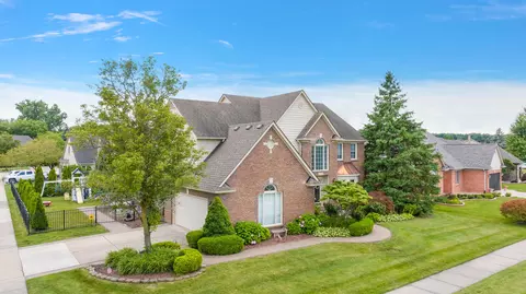 View/Area - 20652 Breezeway Dr, Macomb, MI 48044 photo 1 of 9