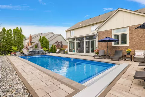 Exterior - 20652 Breezeway Dr, Macomb, MI 48044 photo 6 of 19