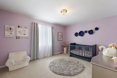 Bedroom - 20652 Breezeway Dr, Macomb, MI 48044 photo 7 of 9
