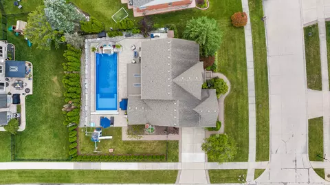 View/Area - 20652 Breezeway Dr, Macomb, MI 48044 photo 9 of 9