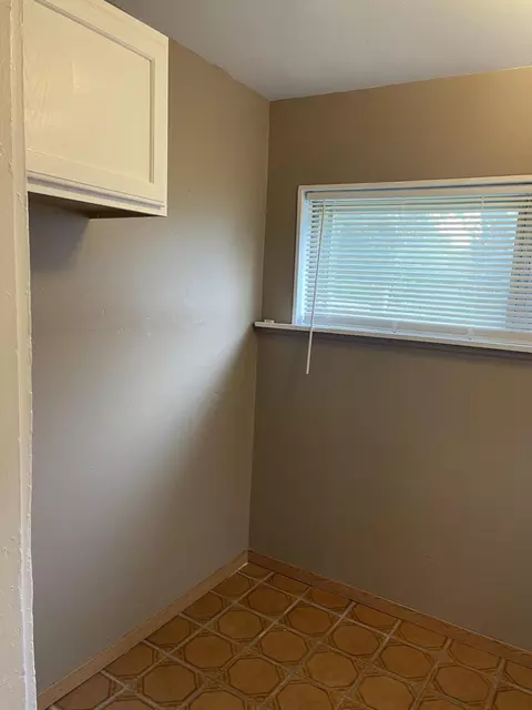 130 Moore St, Jackson, MI 49203 photo 16