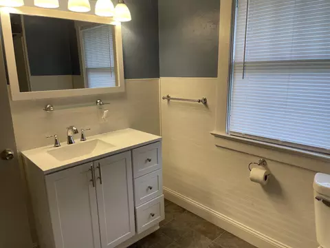130 Moore St, Jackson, MI 49203 photo 27
