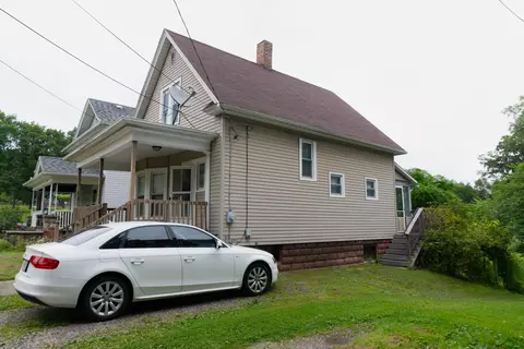 113 Edgewood St, Jackson, MI 49201 photo 2