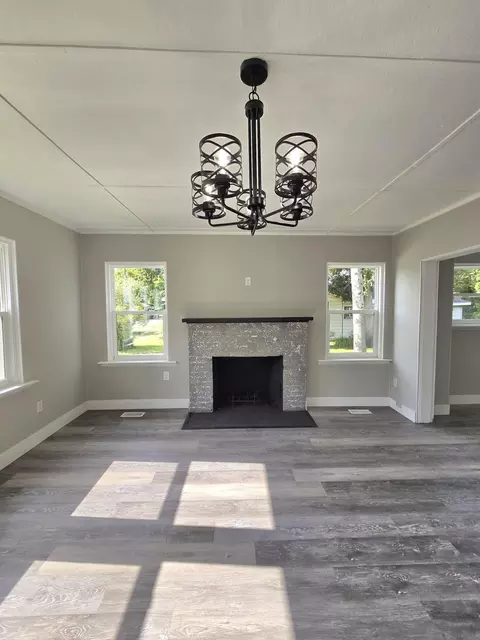 4391 Division St, Mcbride, MI 48852 photo 13