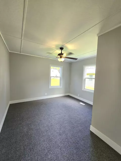 4391 Division St, Mcbride, MI 48852 photo 23