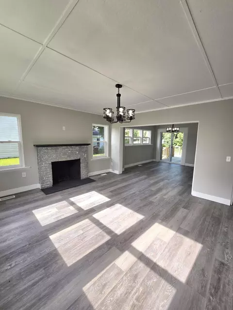 4391 Division St, Mcbride, MI 48852 photo 14