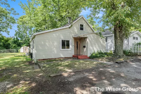 475 Wright St NE, Grand Rapids, MI 49505