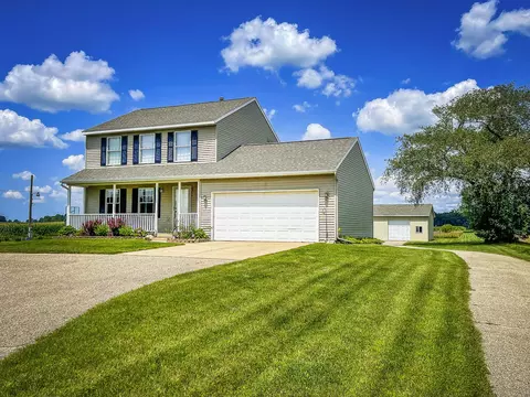2751 144th Ave, Dorr, MI 49323