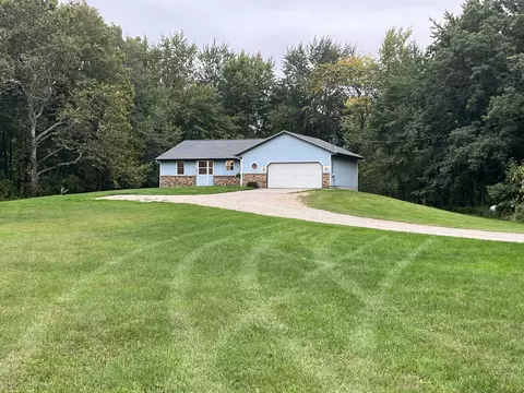3420 140th Ave, Dorr, MI 49323 photo 2