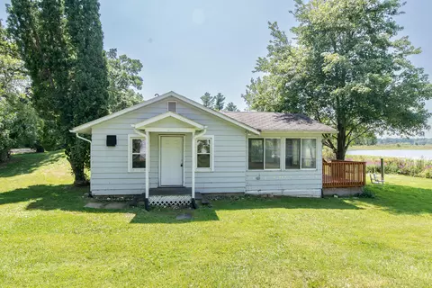5025 12 12 Mile Rd, Burlington, MI 49029