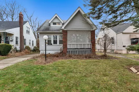 9615 Sorrento Ave, Detroit, MI 48227