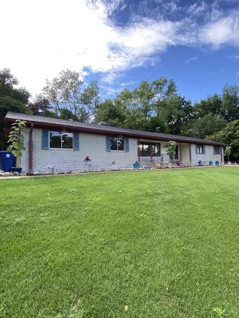 7227 Bircklan Dr, Canton, MI 48187