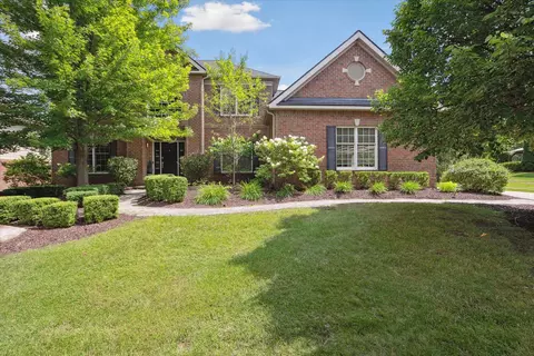 50617 Amesburg Dr, Novi, MI 48374