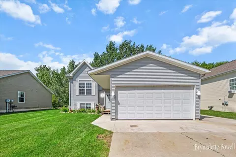152 Lind Ave, Clarksville, MI 48815