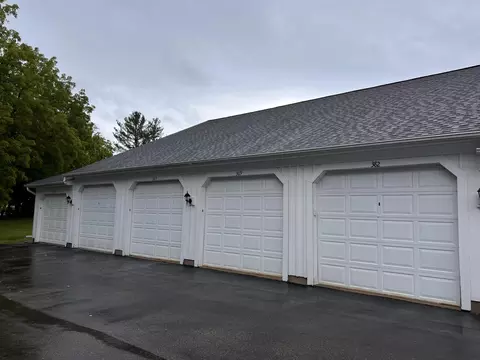 369 Butler Ct, Marshall, MI 49068 photo 2