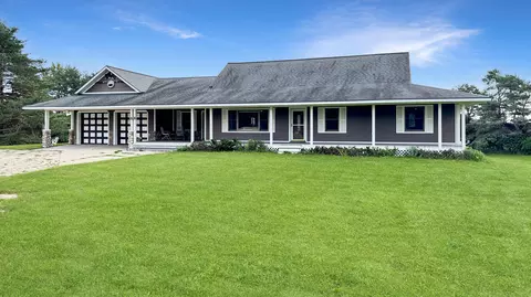 19821 18 Mile Rd, Leroy, MI 49655