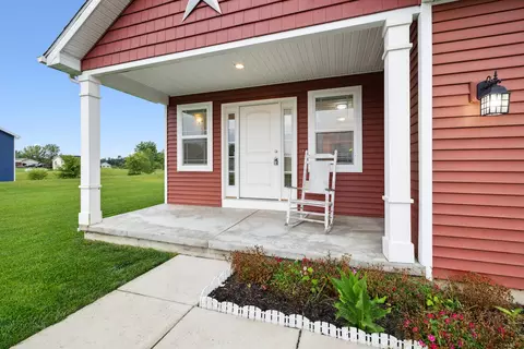 1802 Stonehouse Dr, Gregory, MI 48137 photo 4