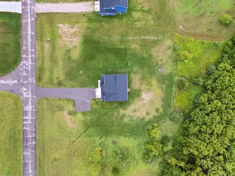 1802 Stonehouse Dr, Gregory, MI 48137 photo 29