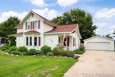 139 Vosper St, Saranac, MI 48881