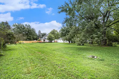 419 N 30th St, Springfield, MI 49037 photo 26