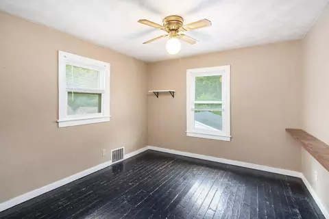419 N 30th St, Springfield, MI 49037 photo 16