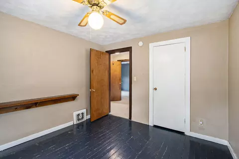 419 N 30th St, Springfield, MI 49037 photo 17
