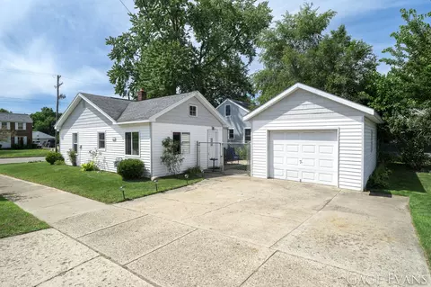 601 32nd St SW, Wyoming, MI 49509
