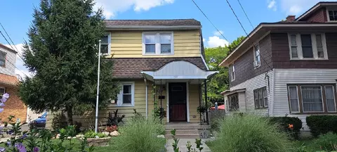 539 Marietta St NE, Grand Rapids, MI 49505