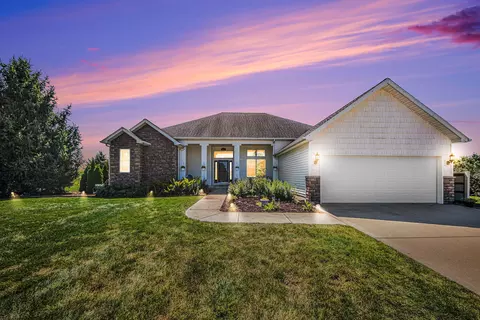 10057 Pheasant Crossing Rd, Jackson, MI 49201