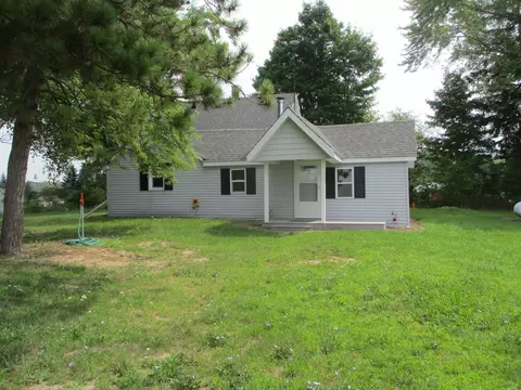 9441 N Miles Rd, Six Lakes, MI 48886