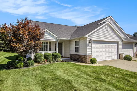 122 Eastman Ct # 77, Marshall, MI 49068