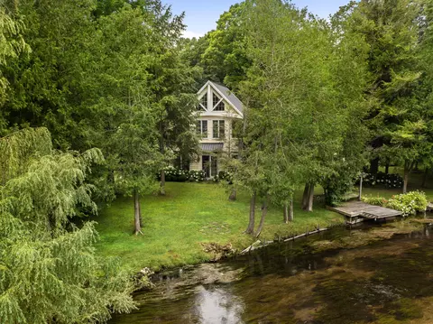 1265 River Rd, Beulah, MI 49617