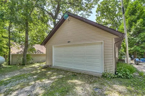 91032 Bluff Dr, Marcellus, MI 49067 photo 29