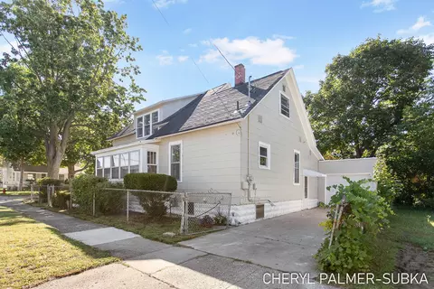 1311 Spring St, Muskegon, MI 49442