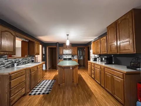 8675 S Hemlock Ave, Farwell, MI 48622 photo 13