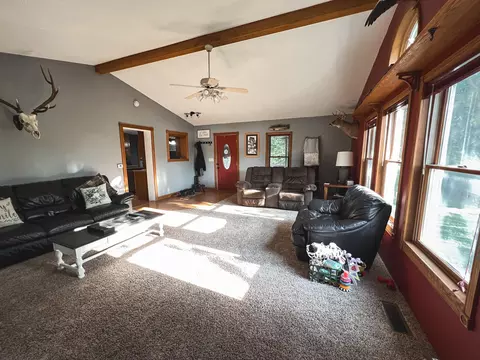 8675 S Hemlock Ave, Farwell, MI 48622 photo 11