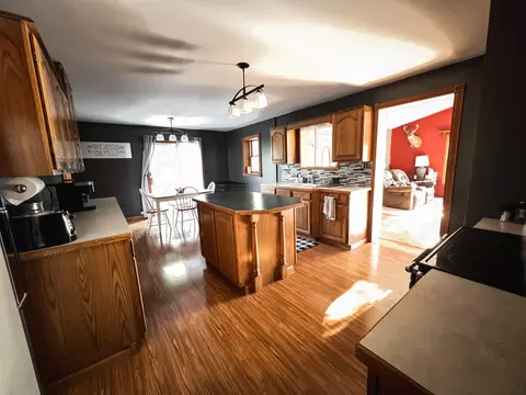 8675 S Hemlock Ave, Farwell, MI 48622 photo 12