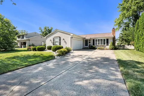 2377 Avery Dr, Troy, MI 48085