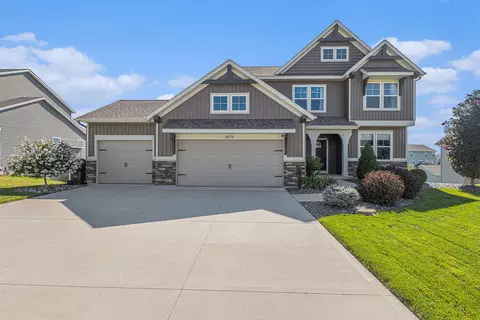 6676 Alward Dr, Hudsonville, MI 49426