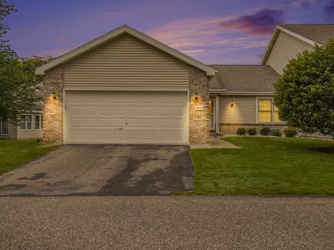3537 Woodbridge Ln, Portage, MI 49024