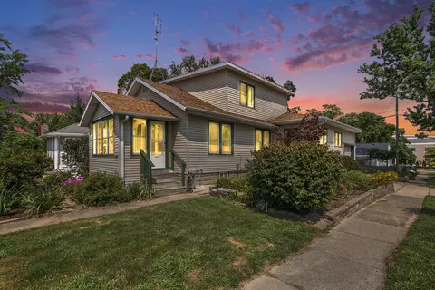 2523 Thayer Dr, St. Joseph, MI 49085