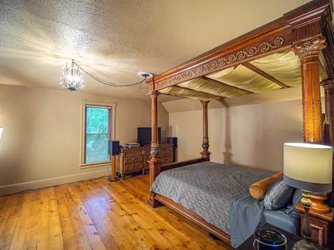 726 N Bridge St, Belding, MI 48809 photo 17