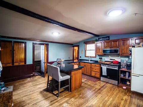 726 N Bridge St, Belding, MI 48809 photo 6