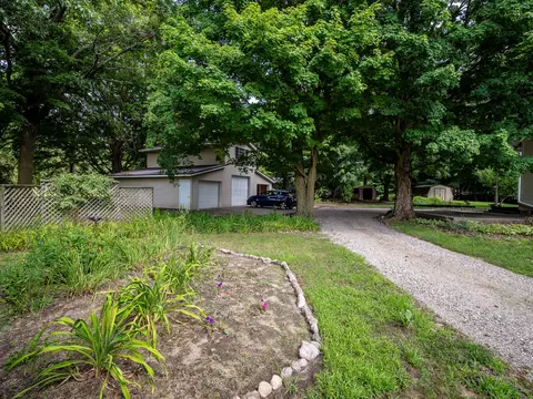 726 N Bridge St, Belding, MI 48809 photo 30