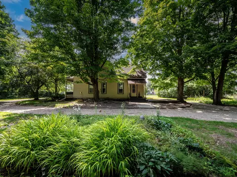 726 N Bridge St, Belding, MI 48809 photo 29
