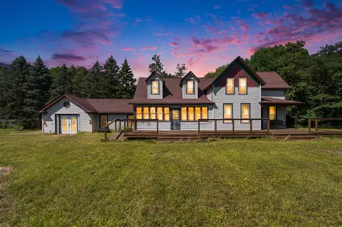 16740 Glassman Rd, Union Pier, MI 49129
